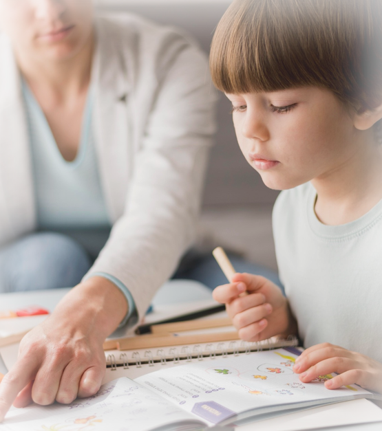 ADOS2_555x627_difuminado_suave